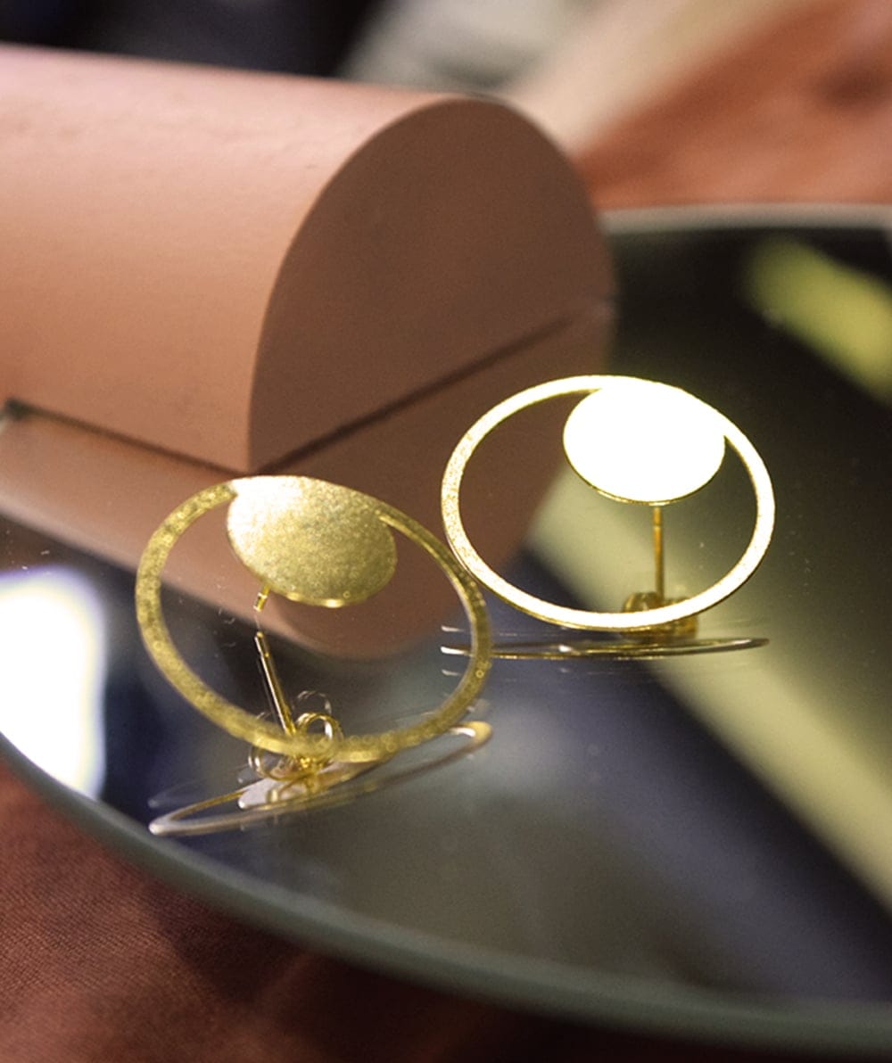 Σκουλαρίκια Καρφάκια Στρόγγυλα Medium- Επίχρυσα