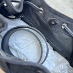 Τσάντα Χιαστί Πουγκί Suede Μαύρη 4