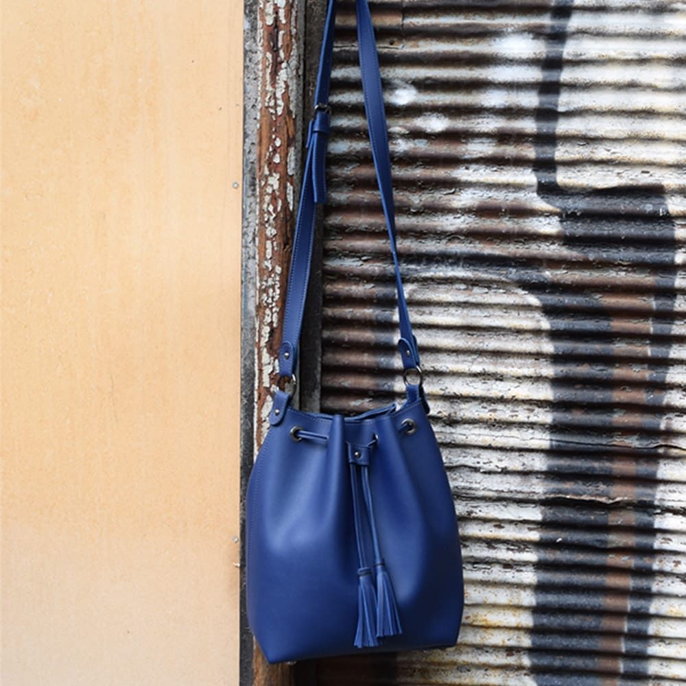 Τσάντα χιαστί πουγκί Μπλε Τσάντα χιαστί πουγκί Μπλε